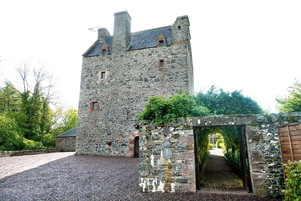 Aikwood Tower Villa Selkirk Buitenkant foto